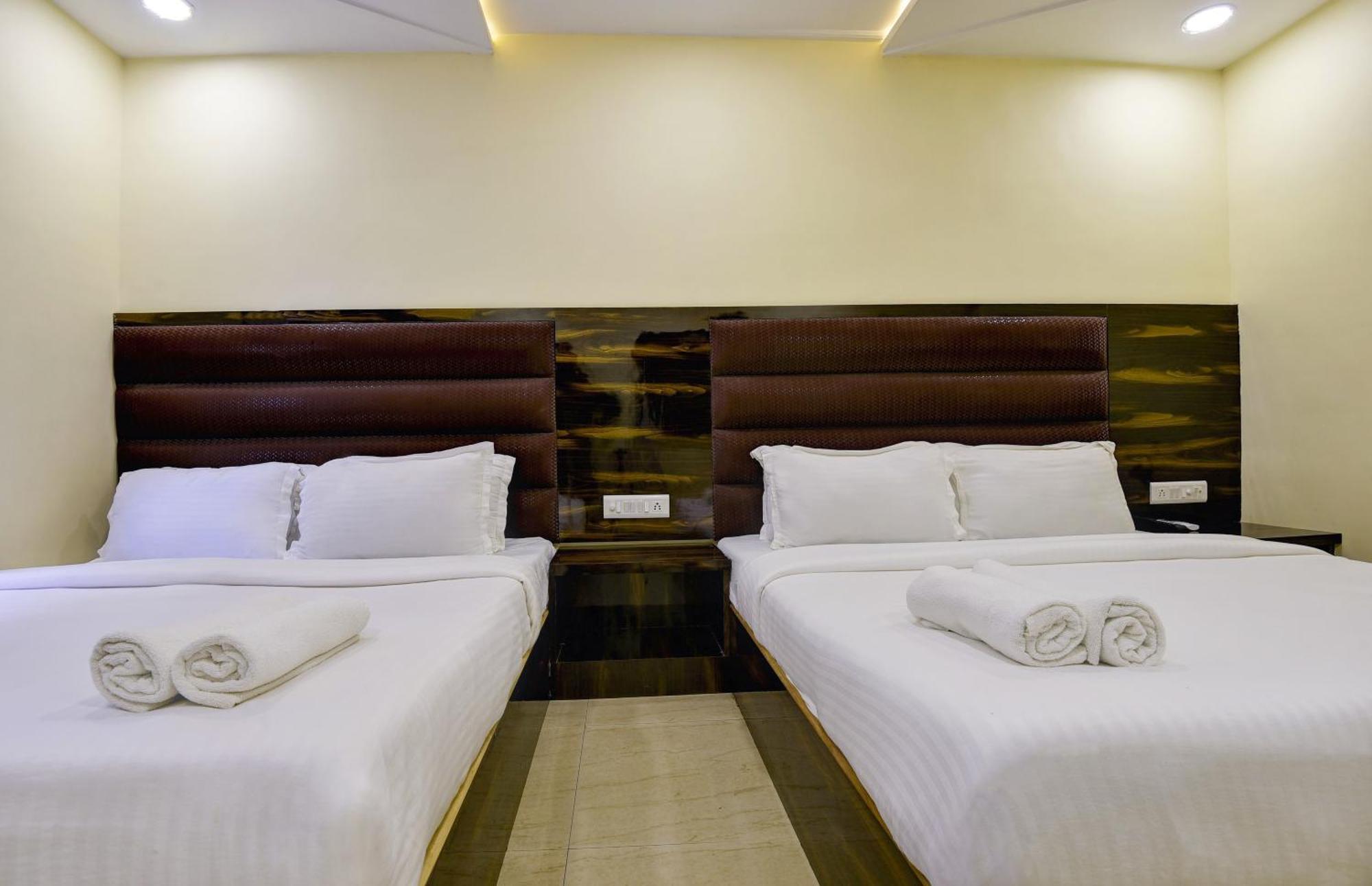Hotel Deluxe Bombaj Zewnętrze zdjęcie