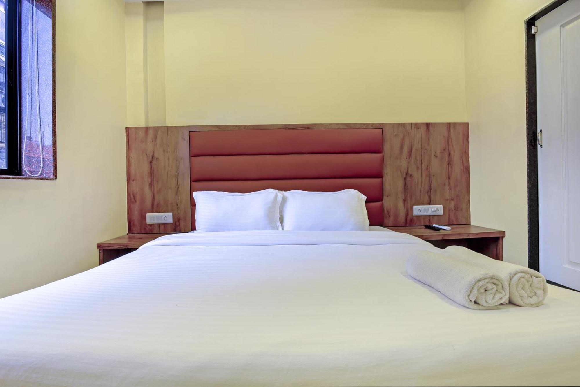 Hotel Deluxe Bombaj Zewnętrze zdjęcie
